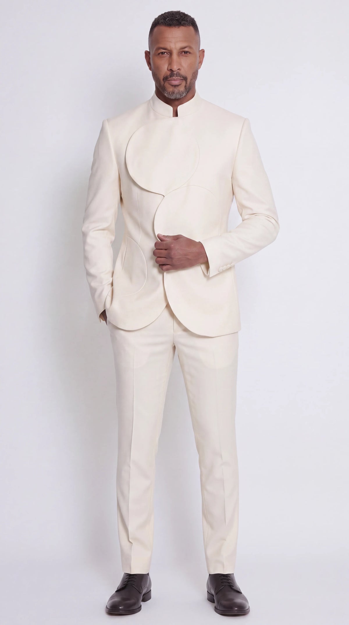 The Noir Arc Suit — Ivory Curved-Panel Suit — view 4