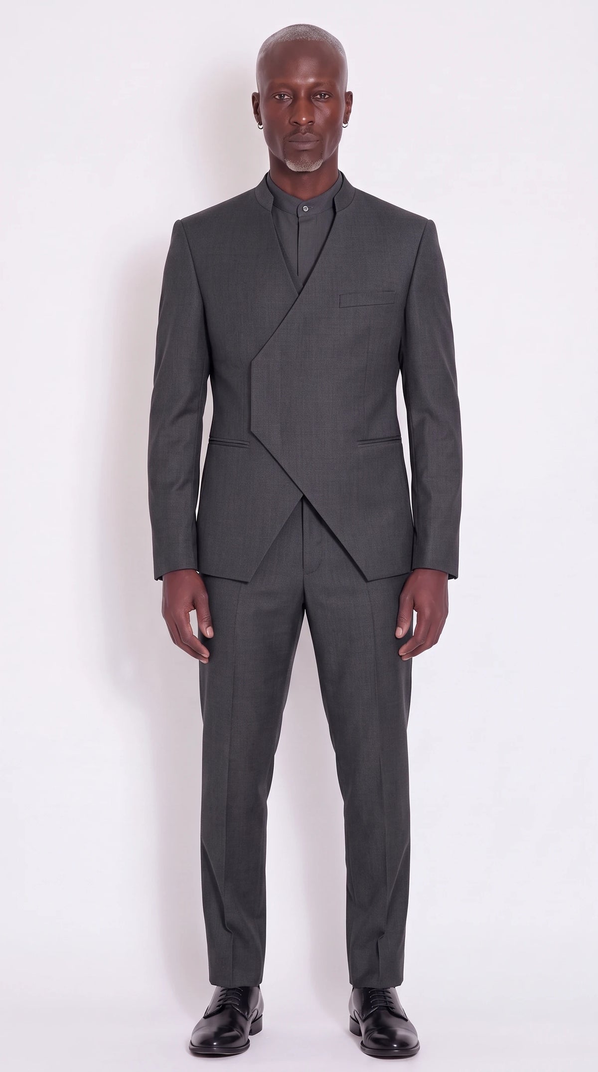 The Noir Blade IV Suit — Charcoal Angular-Panel Suit — front view, mandarin collar and asymmetric diagonal front panel, Christopher Noir